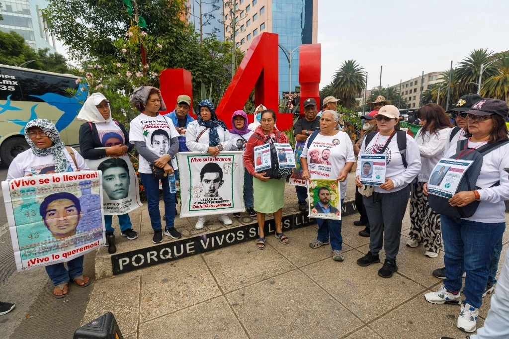 Juez federal ordena liberación provisional de militares implicados en caso Ayotzinapa