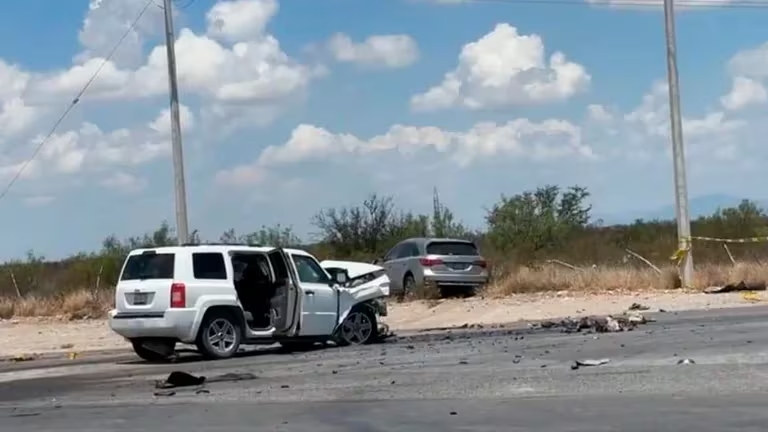 Equipo de Claudia Sheinbaum sufre accidente automovilístico en Monclova, Coahuila